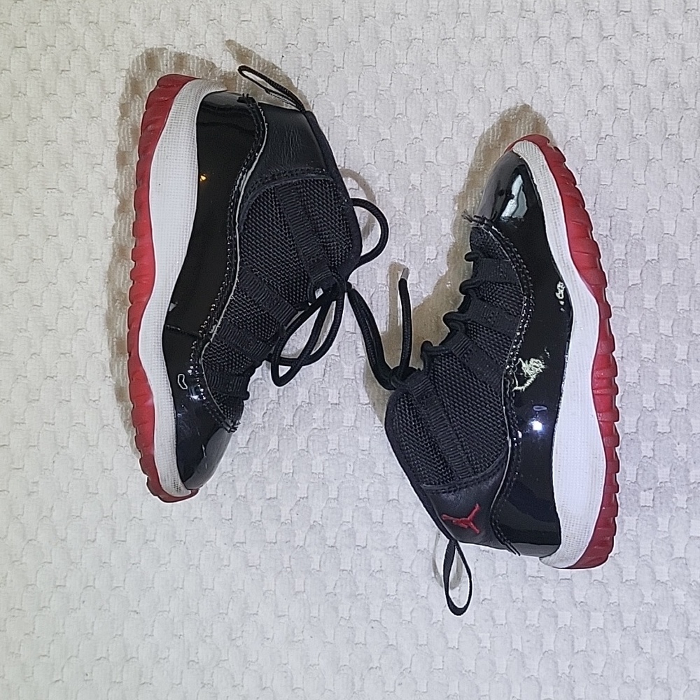 Toddler Jordan 11 Retro Sneakers